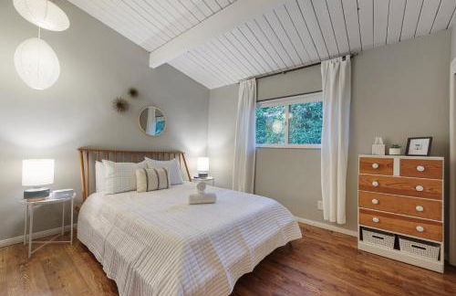 Agua Dulce - Mid Century Oasis - Pool &Hot Tub - Foto 15