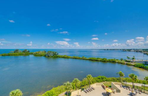 Pool and Beach Access Waterfront Hudson Condo! - Foto 29