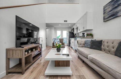 Modern 1-Bedroom Loft in Hollywood with Parking, WiFi & Hollywood Sign View - Foto 9