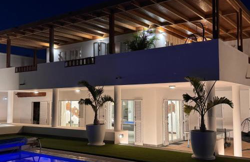 Villa Dedalos - Spacious luxury Villa with heated pool in Puerto Calero - Foto 4