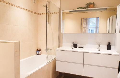 EXIGEHOME - Ici habita Voltaire-Maison en plein centre-ville - Foto 21