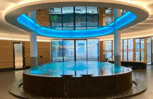 Coin d'Aubrac Hotel, Restaurant & SPA De luxe - Foto 1