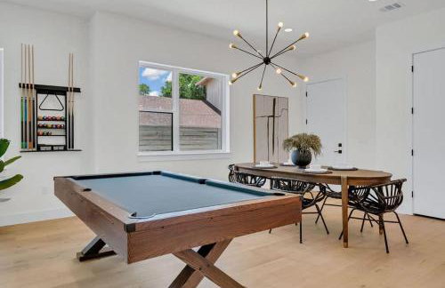 Sleeps 42 2 Pools & Game Room 11BR near Downtown - Foto 14