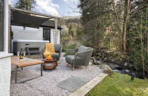 Bellfoot Rural Retreat and Hot Tub - Photo 65