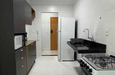 Apartamento Novo, Confortável, Lazer e Estacionamento, Rápido acesso aos pontos turísticos - Foto 46