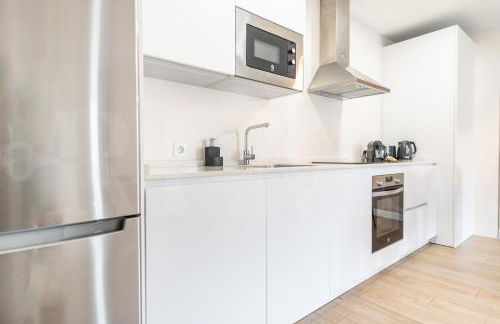 Comfortable apartment near the center by REMS - Photo 16