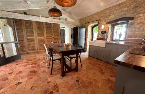 BERGERIE rénovée avec piscine chauffée et terrain clôturé - Foto 72