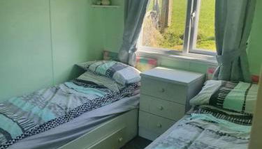 On farm Chalet, sleeps 6, Rhoshirwaun - Foto 4