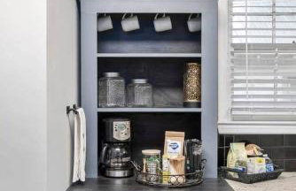 Quaint house, king bed 2min from down town - Photo 55