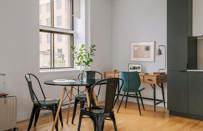 Sonder by Marriott Bonvoy Le Victoria Apartments Old Montreal - Photo 13