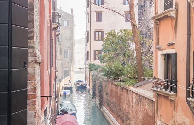 San Polo Canal View Apartments - Photo 1