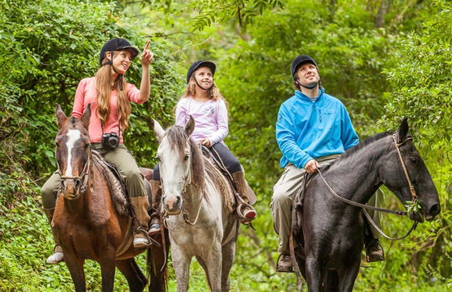 San Lorenzo Natural Reserve Horseback Riding - Foto 3