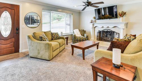 Mountain-View Retreat with Hot Tub in Centerville! - Foto 2