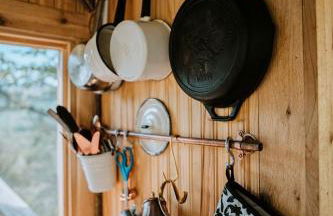 Stunning Pet-Friendly Treehouse for Relaxing Glamping Retreats in North Carolina - Foto 63