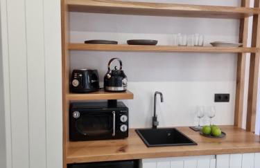 Stone build suite with private pool - Foto 2