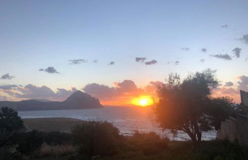 villa Anna Silvia Makari fiction rai 1 Casa Saverio La Manna - Foto 5