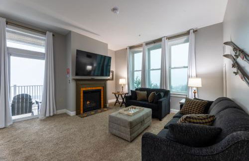 Snowshoe Village Ski-in - Ski-out Condo w Hot Tub - Foto 1