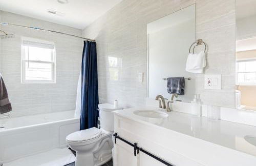 Charming 3BR Condo Near Ventnor Beach - Foto 7