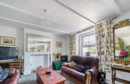 4 Bed-2 Bath-Bar-Pool Table-Library- Xmas venue - Photo 41