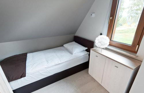 BIESZCZADZKI RAJ z prywatną działką przy linii brzegowej Jeziora Solińskiego Sauna Basen sezonowy - Foto 27