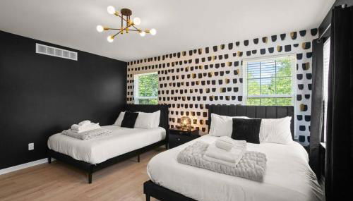 Delight: Bold & Bougie! Sleeps 12! Downtown Boyne - Foto 5
