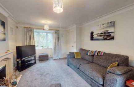 3 Bed Detached - 3 Bathrooms - Parking - Quiet - Foto 31