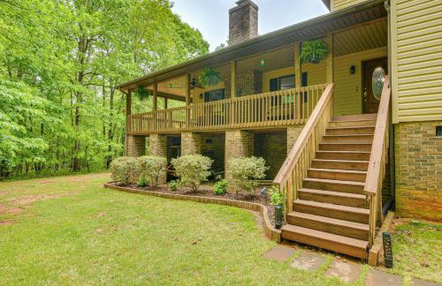 5 Mi to Lake Robinson: WFH-Friendly Home w/ Pool - Photo 25