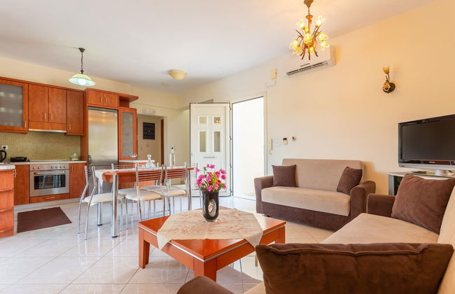 Villa Georgia Large Private Pool Walk to Beach A C Wifi Car Not Required - 1976 - Foto 15