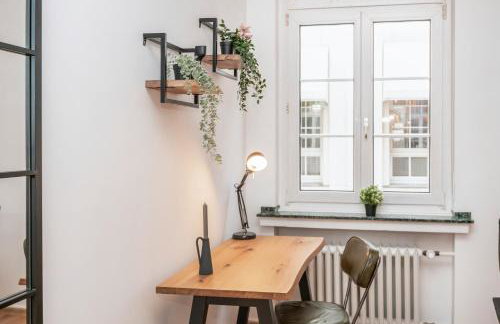 Center Elegance Light Apartment - Photo 30