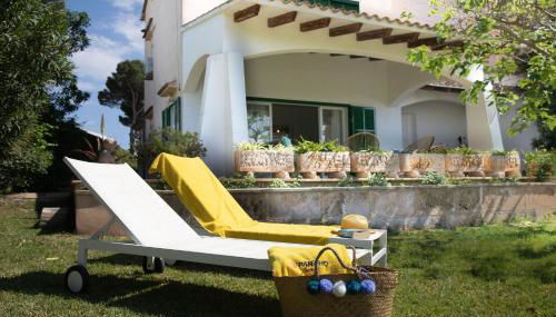 Villa Can Contestí - Foto 3, sunbed, Garden view