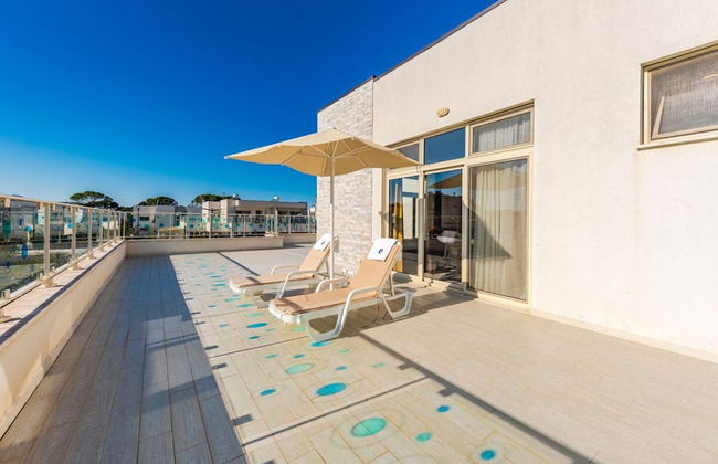 Stylish Studio With Spacious Balcony -trendafili - Foto 22