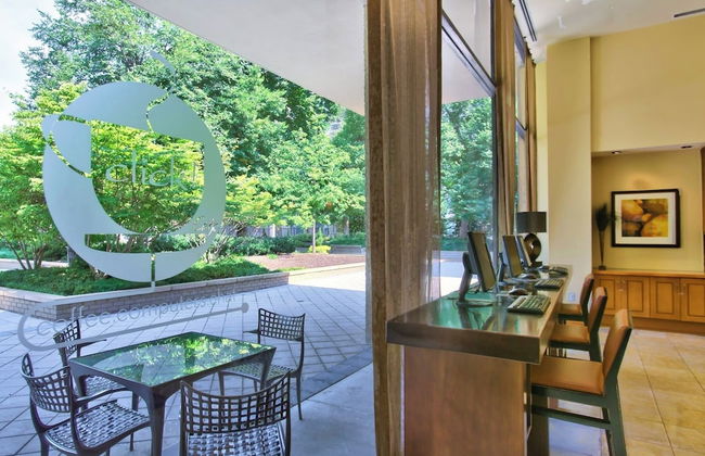 Airport Proximity- Apt in Crystal City - Photo 39