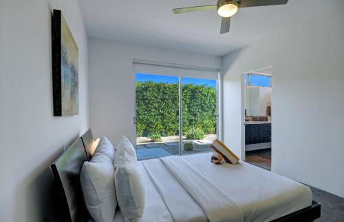 Oranj Door Modern - 4BR Pool, Hot Tub, Large Backyard - Foto 13