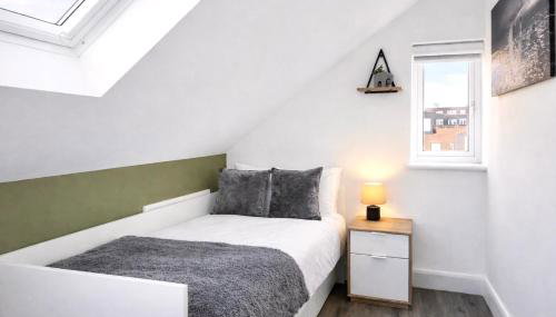 Modern 2BR Flat Sleeps 5 Near Stratford & Westfield - Foto 2