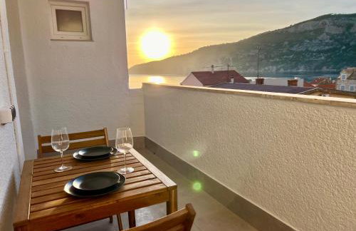 Newly Refurbished Komiza Haven - Photo 3