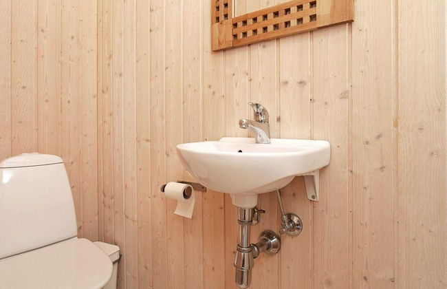 Cozy Cottage in RÃ¸rvig near Beach - Foto 11