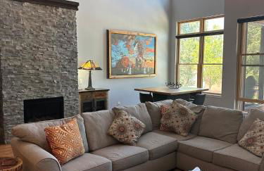 Luxury On the River, Downtown River Balcony STR513 - Photo 1