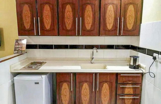 Al Ghubaishi Plaza - Photo 17