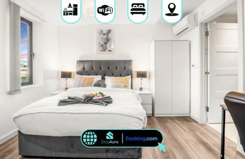 Two BDR Apt By Stay Aura Short Lets & Serviced Accommodation London With Free WiFi, Parking & 10 Min to Brentford Stadium - Foto 1