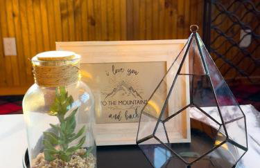 The Carriage House Walk to River Lake In Town - Foto 9