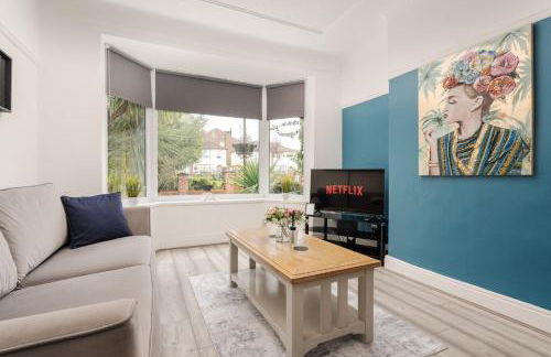 Spacious 3BR Sleeps 8 Ideal for Contractors or Large groups - Foto 1