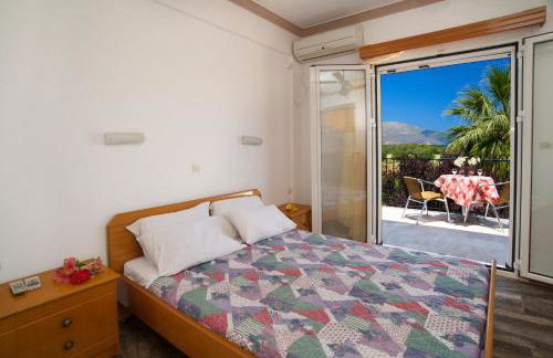 Nikos Studios and Apartments - Photo 32