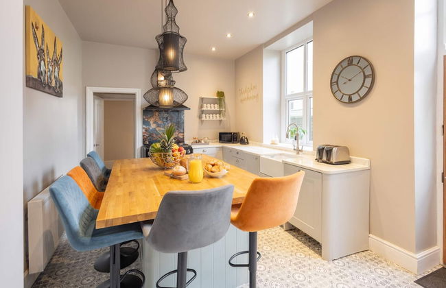 Host Stay The Keep - Photo 5