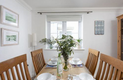 Bay View, Compass Point, Sea Views, Free Parking and WiFi - Foto 13