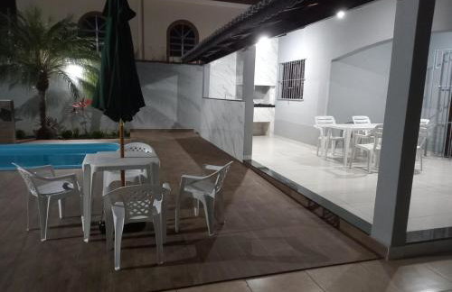 Bertioga - Casa para temporada com piscina, acomoda até 15 pessoas - Photo 7
