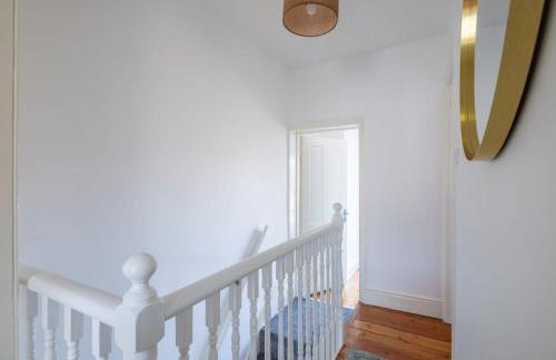 Stylish 3-Bed Home in the Heart of the Cambridge - Foto 35