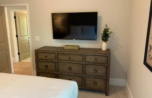 Fully Fenced & Fitted 4BR Near LakePoint Sports - Foto 15