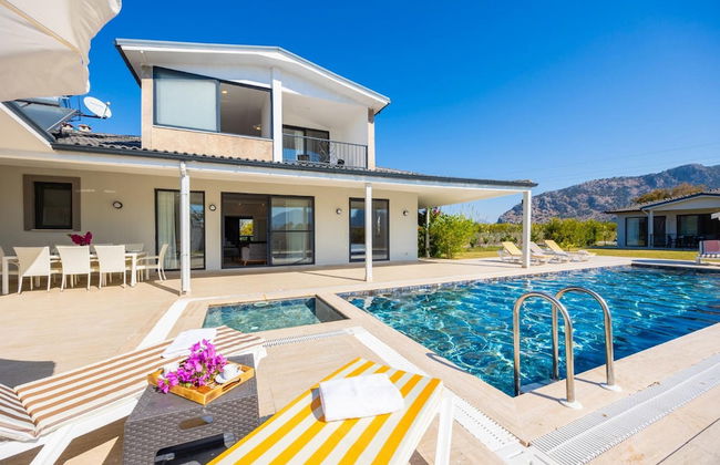 Villa Funda in Dalyan - Photo 1
