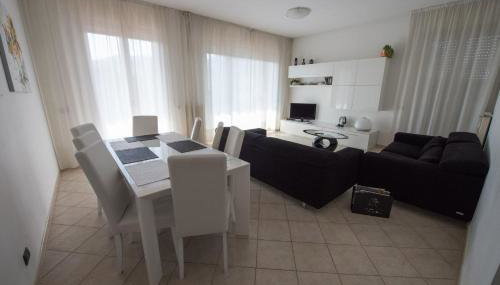 Silky House with Private Parking - Foto 5