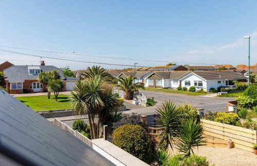 Delightful Seaside Hideaway 5 Mins to Beach - Foto 42